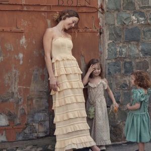 DOEN operetta pale yellow maxi ruffle